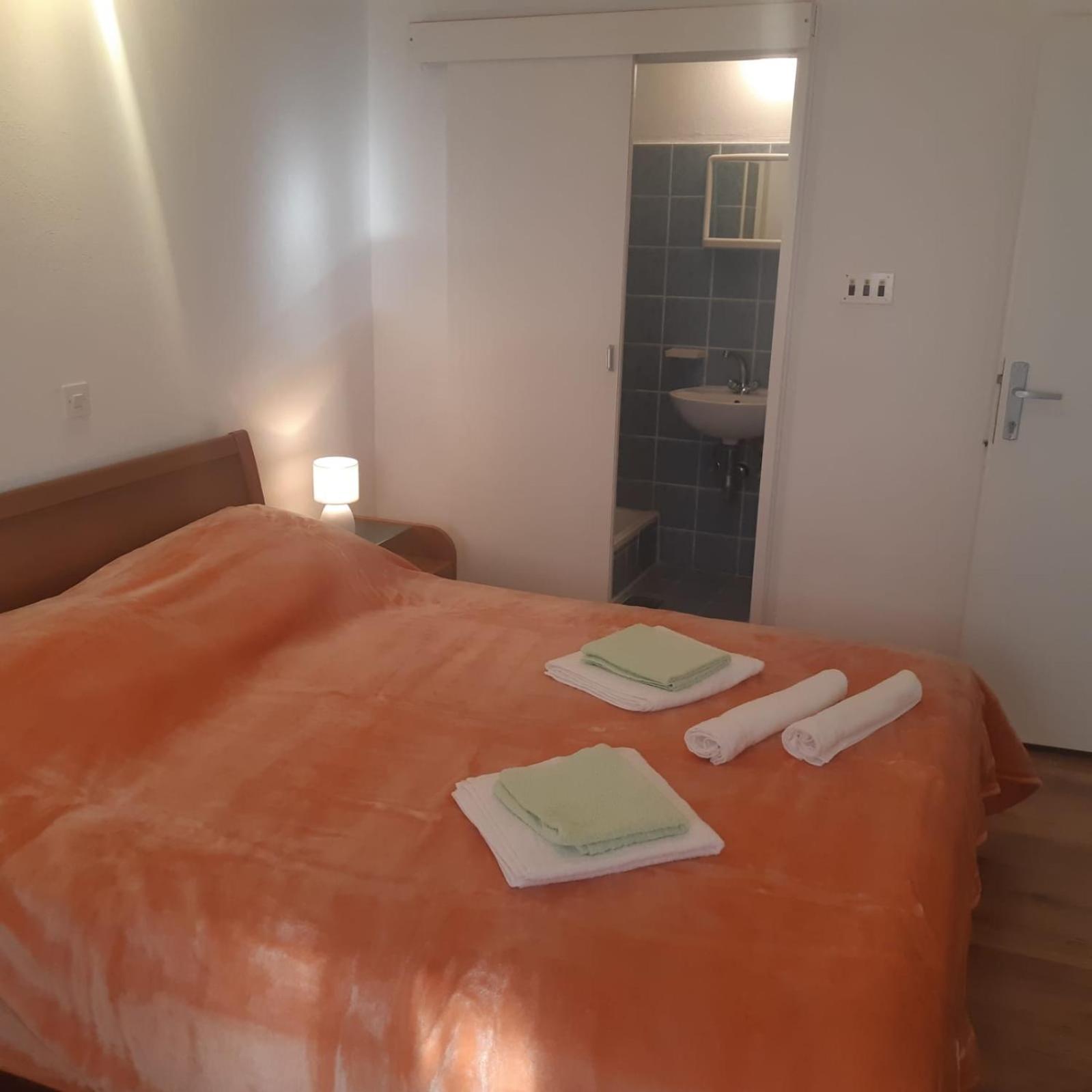 Apartment Igrane 10033A Zimmer foto